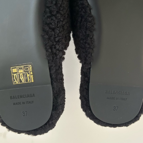 Balenciaga Black Faux Shearling Cosy BB Slip on Mule Slides Size 37 - Picture 4 of 9